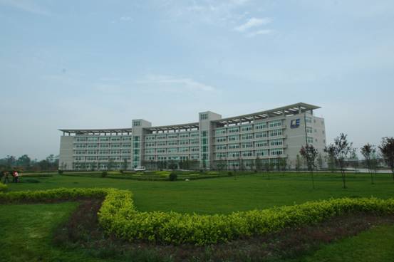 中科院成都光電研究所與成都奧邁科技簽訂去離子水機(jī)合作協(xié)議！